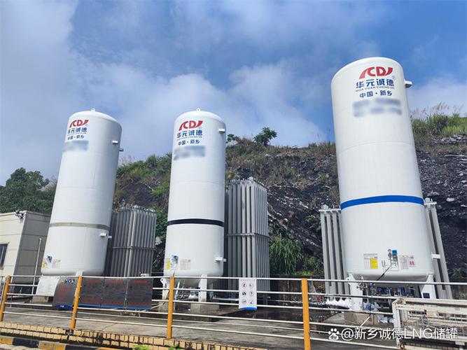 立式低温液氧储罐价格区间及选购建议